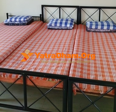 Sadguru Swami Narayanand Tirth Seva Trust Bhakt Niwas Audumbar 3 Bed Room