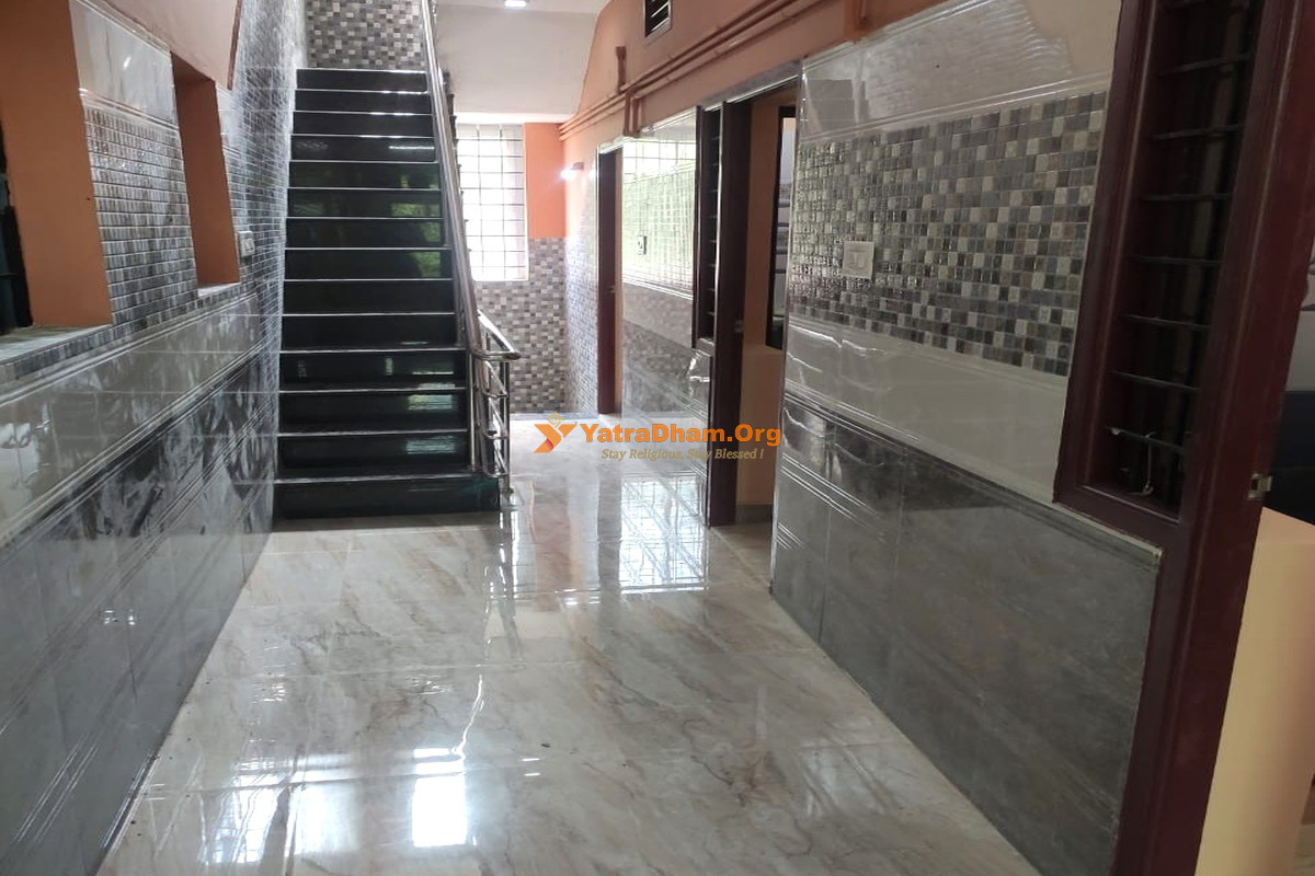 Ganga Guest House Vellore Lobby