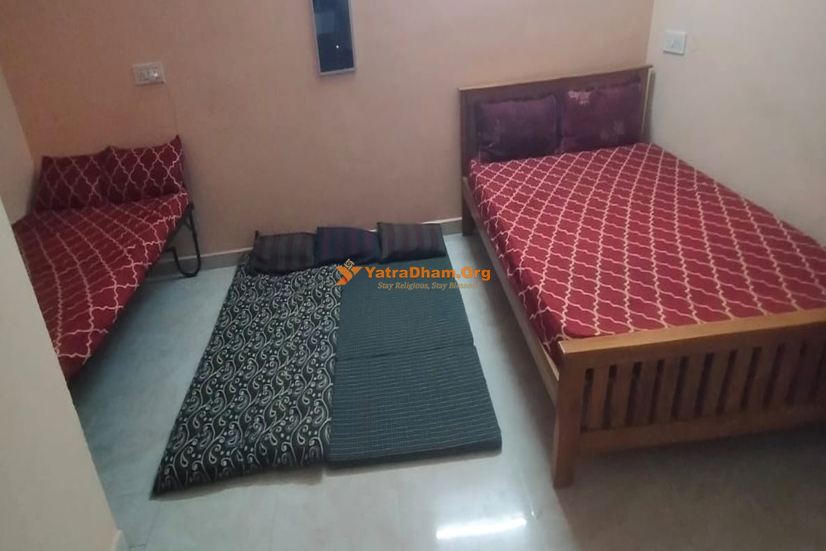 Ganga Guest House Vellore 2 Bed Room