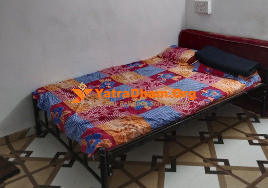 Shree Kedarnath Bhakt Niwas Jotiba Wadi Ratnagiri (Kolhapur) 2 Bed Non AC Room