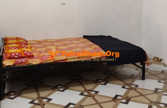 Shree Kedarnath Bhakt Niwas Jotiba Wadi Ratnagiri (Kolhapur) 2 Bed Non AC Room