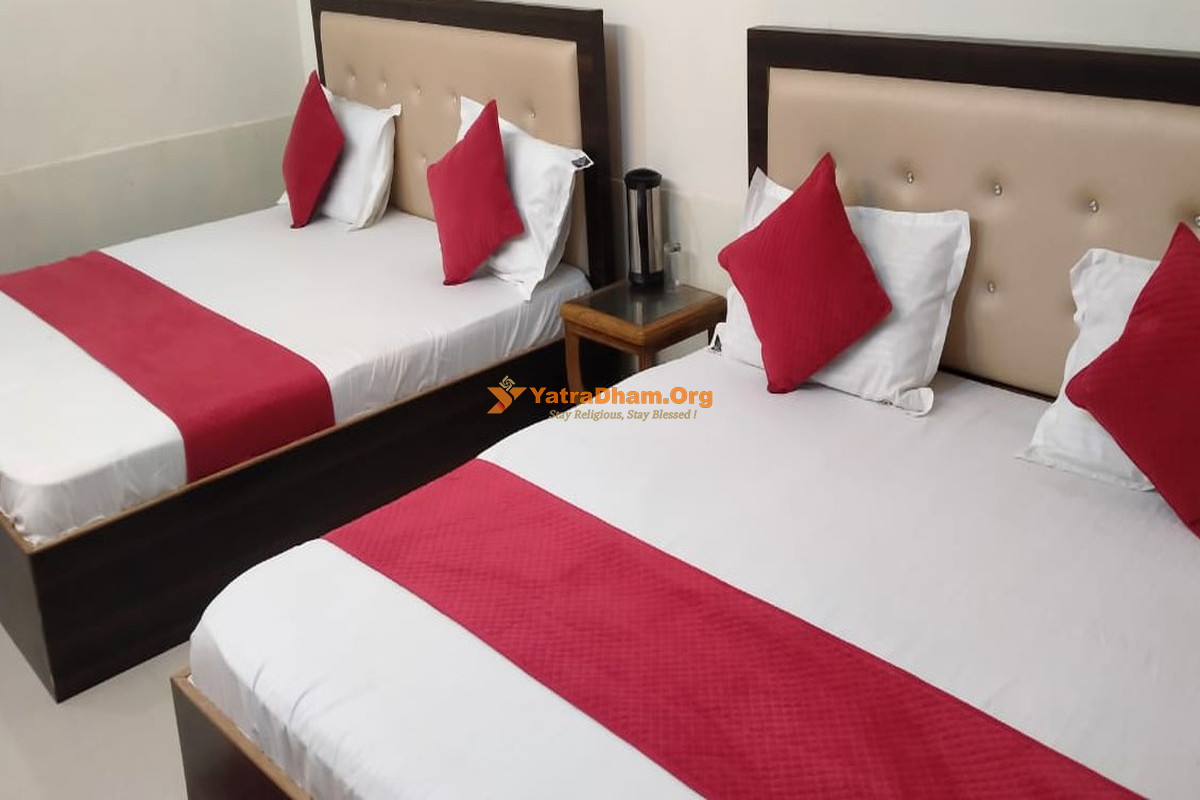 Hotel Ahuja Haridwar 4 Bed Room