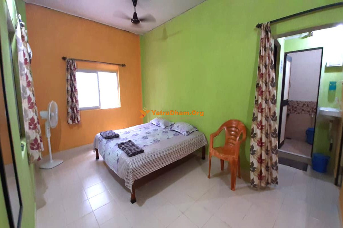 Shelatkar Niwas Malvan 2 Bed Non AC Deluxe Room