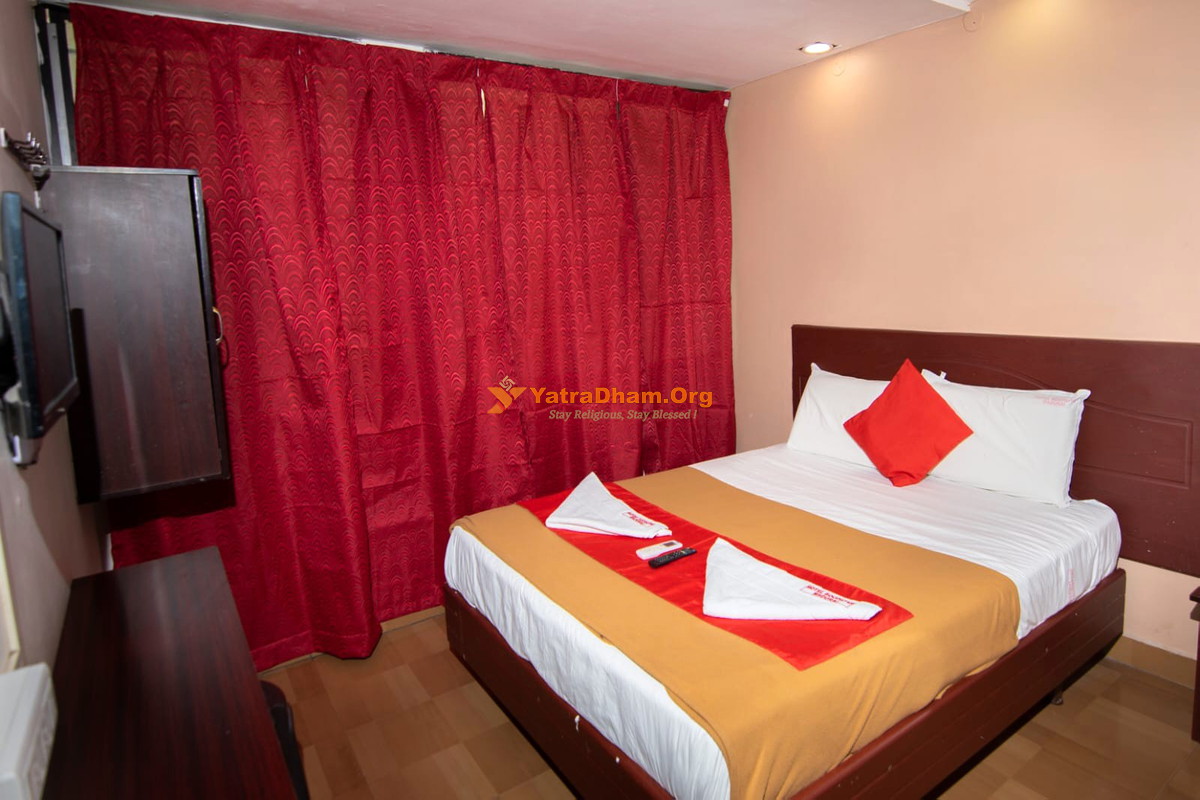 Hotel Boopathi Madurai 2 Bed Room