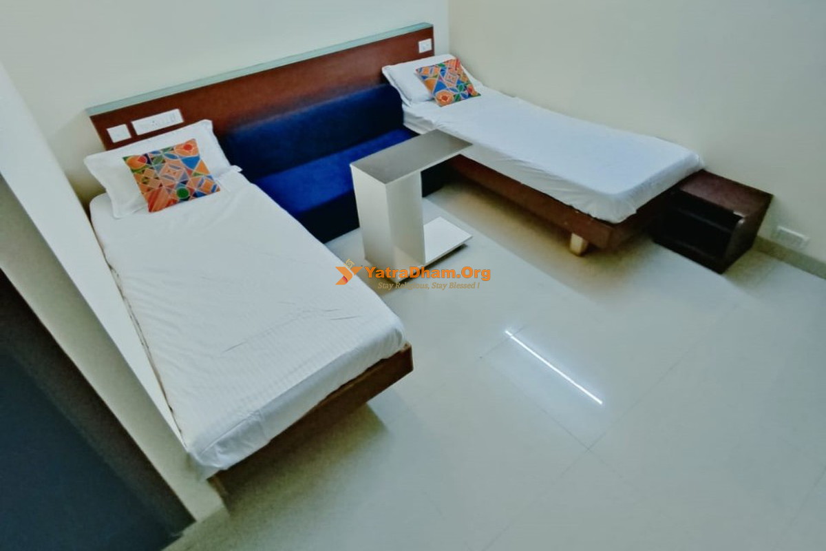 Mysore JPP Jain Athithi Graha 2 Singel AC Room