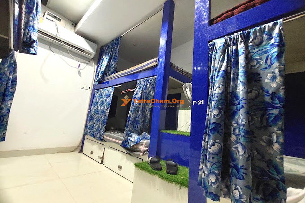 Hotel Kartar Yatri Niwas Kanpur Dormitory Hall