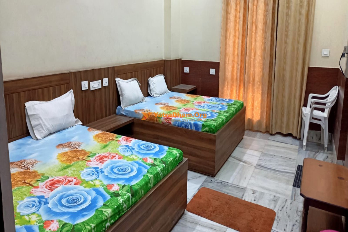 Gopal Dham Govardhan 4 Bed Room