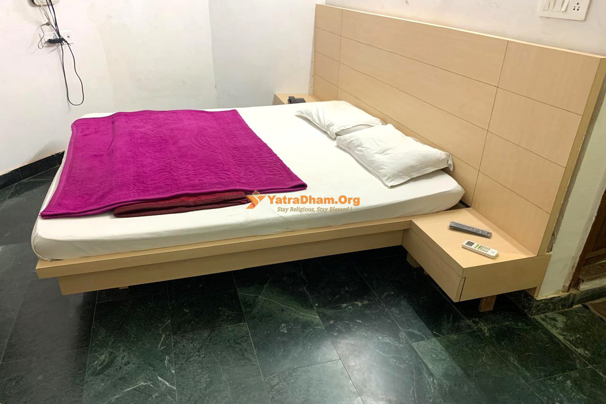 Abu Road Hotel Mount Way 2 Bed Room View