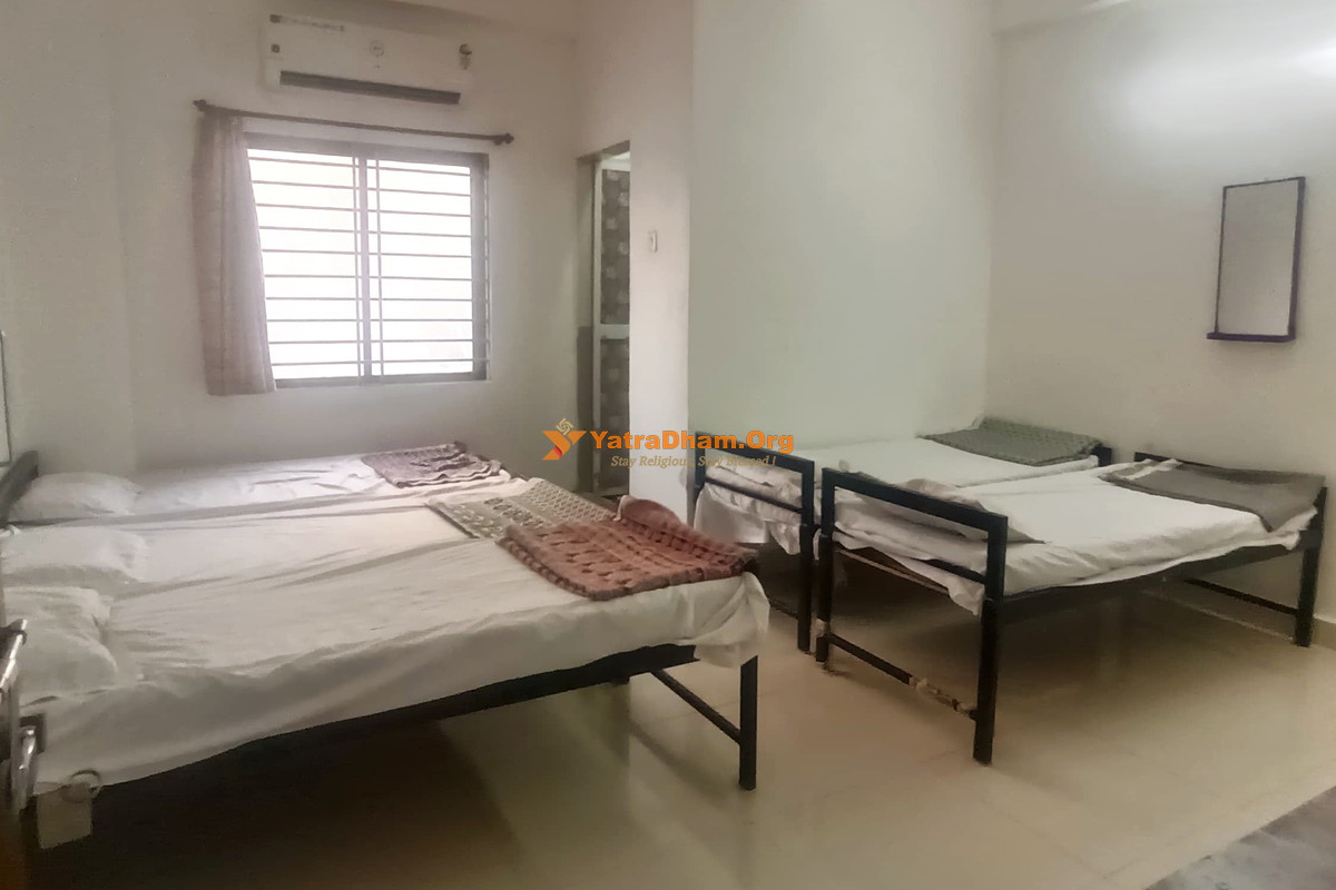 Shri Vishwakarma Luhar Atithi Bhavan Somnath Room