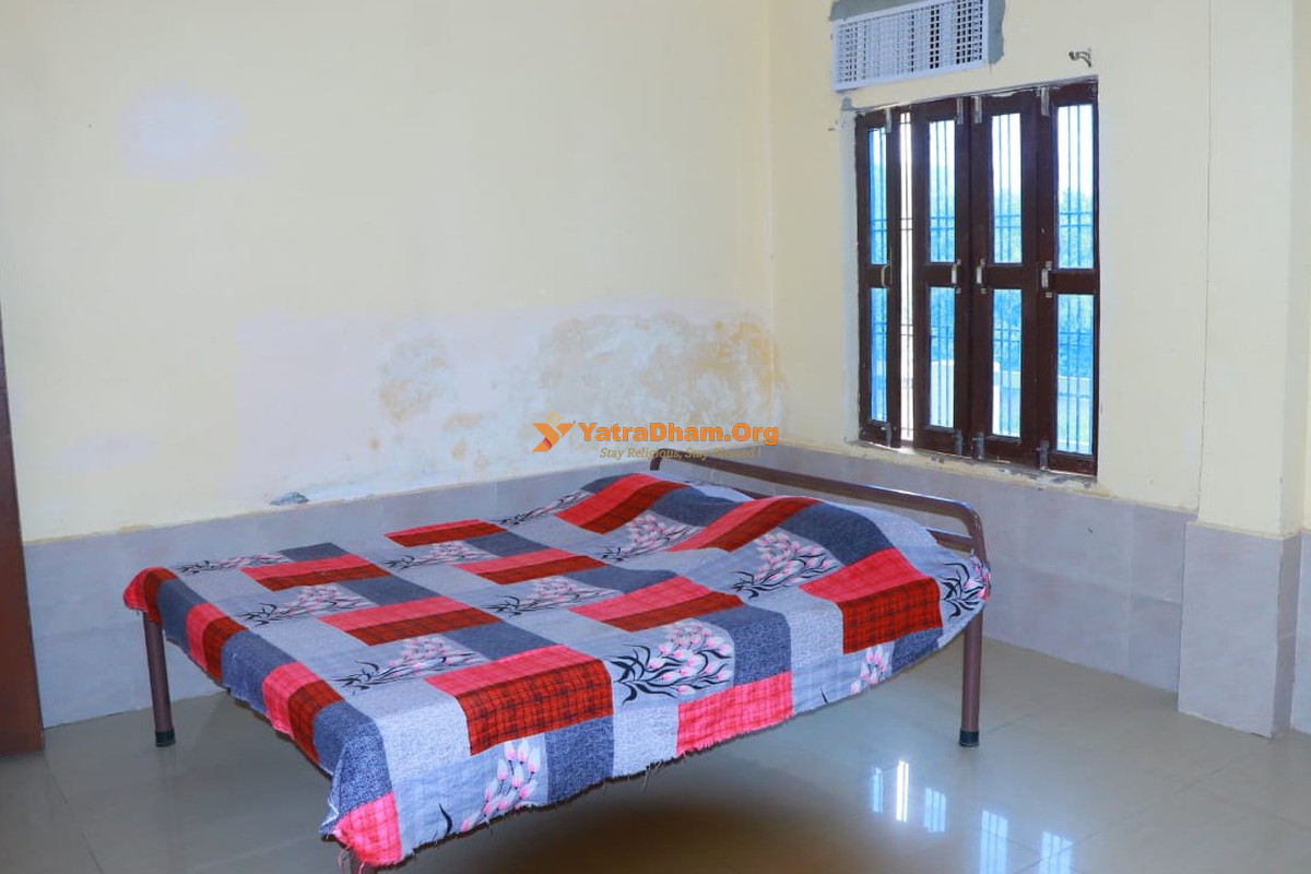 Shri Jagannath Dham Naimisharanya Room