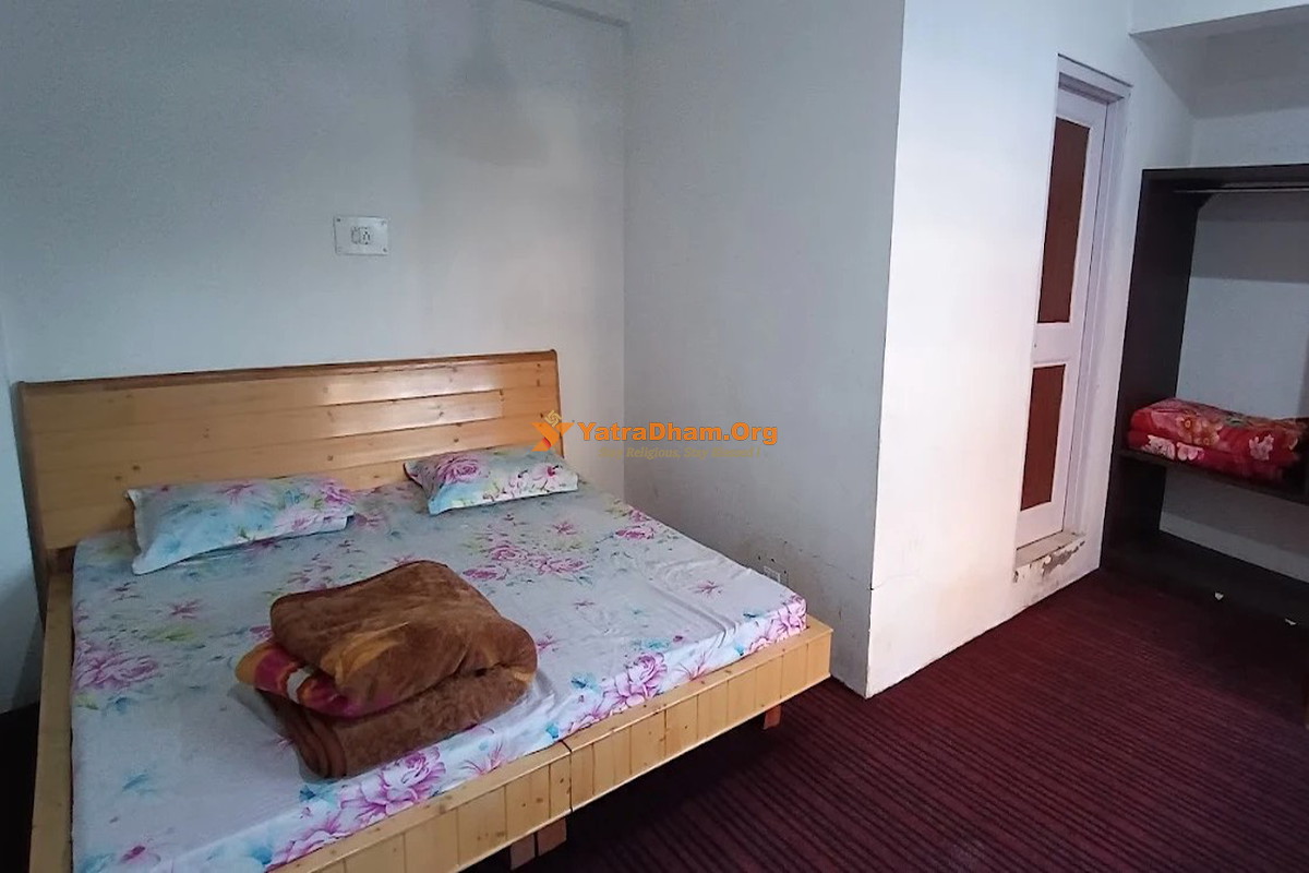 Shri Sanatan Dharam Pratap Sabha Yatri Niwas Srinagar 2 Bed Room