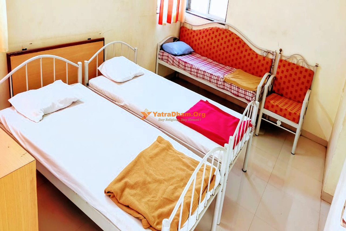 Jaihind Mahaveer Sanatorium Health Resort Lonavala  Room