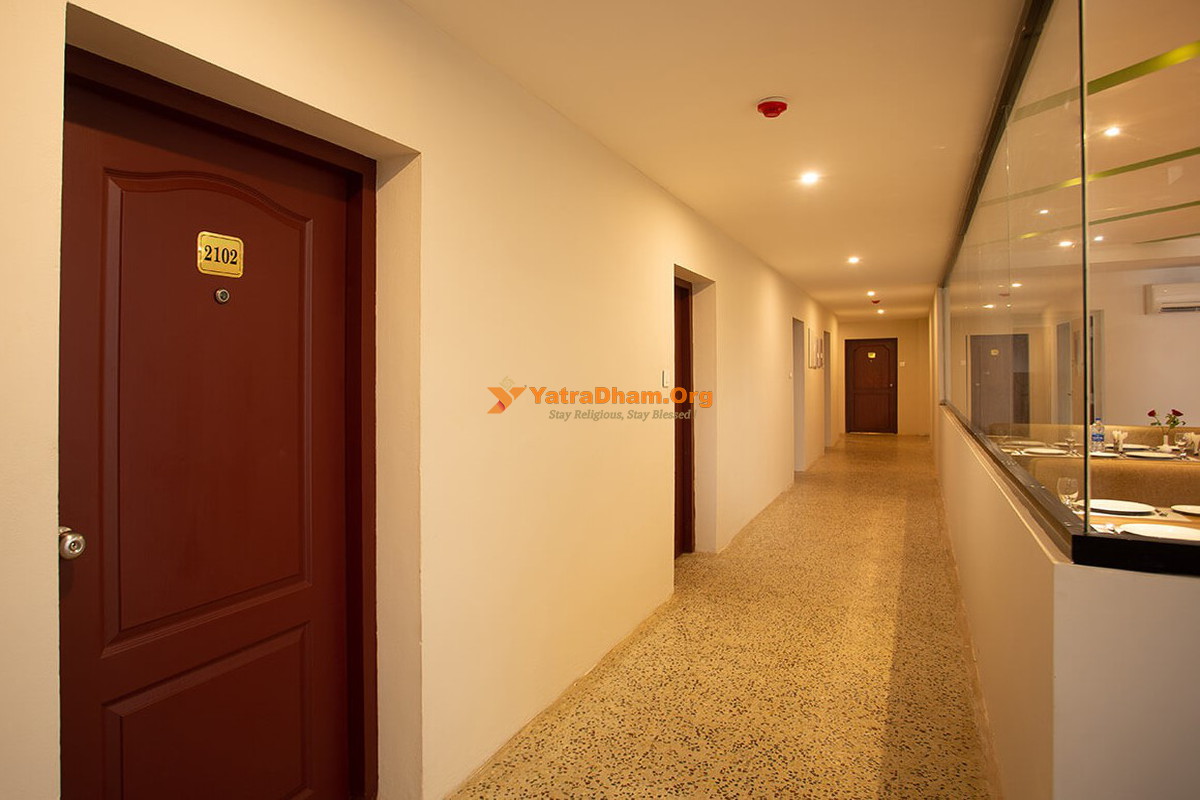 Thiruvananthapuram Hotel Keerthi Lobby View