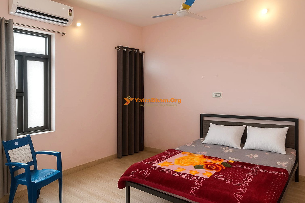 Maa Dhanbai Devi Sewa Sadan Mehandipur Room