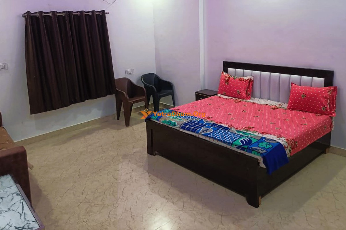 Lakshya Lalit Nepali Dharamshala Sonepur Room