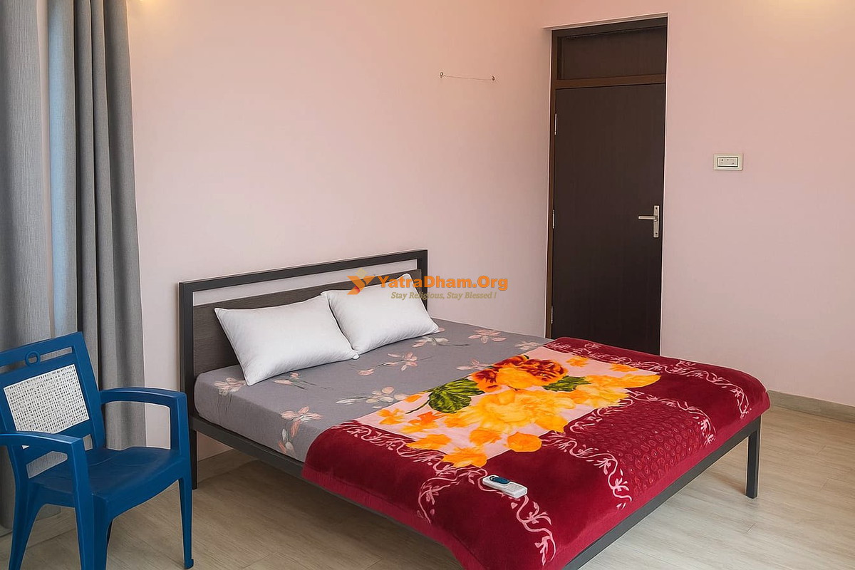 Maa Dhanbai Devi Sewa Sadan Mehandipur Room