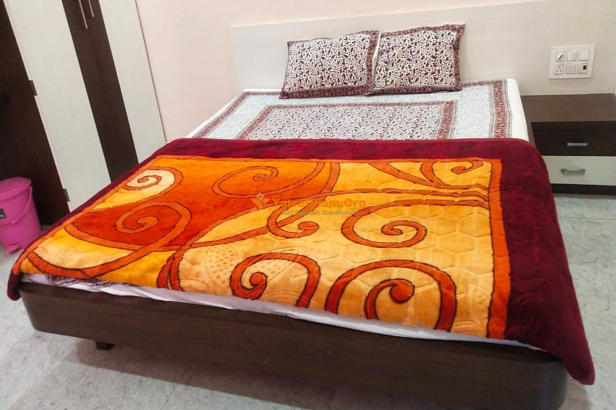 Hotel Bhagyalaxmi Lodging Shani Shingnapur 2 Bed Room