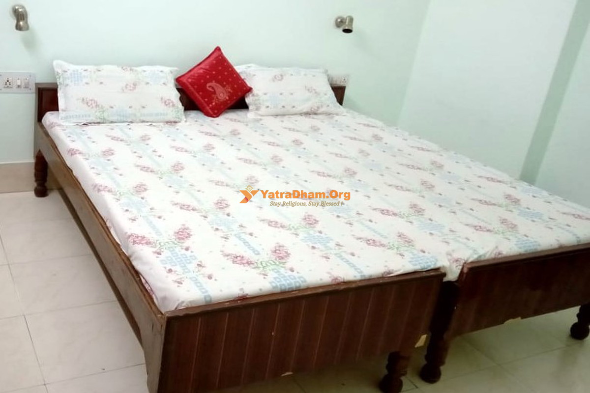 Bharatpur Kiran Guest House 2 Bed Room