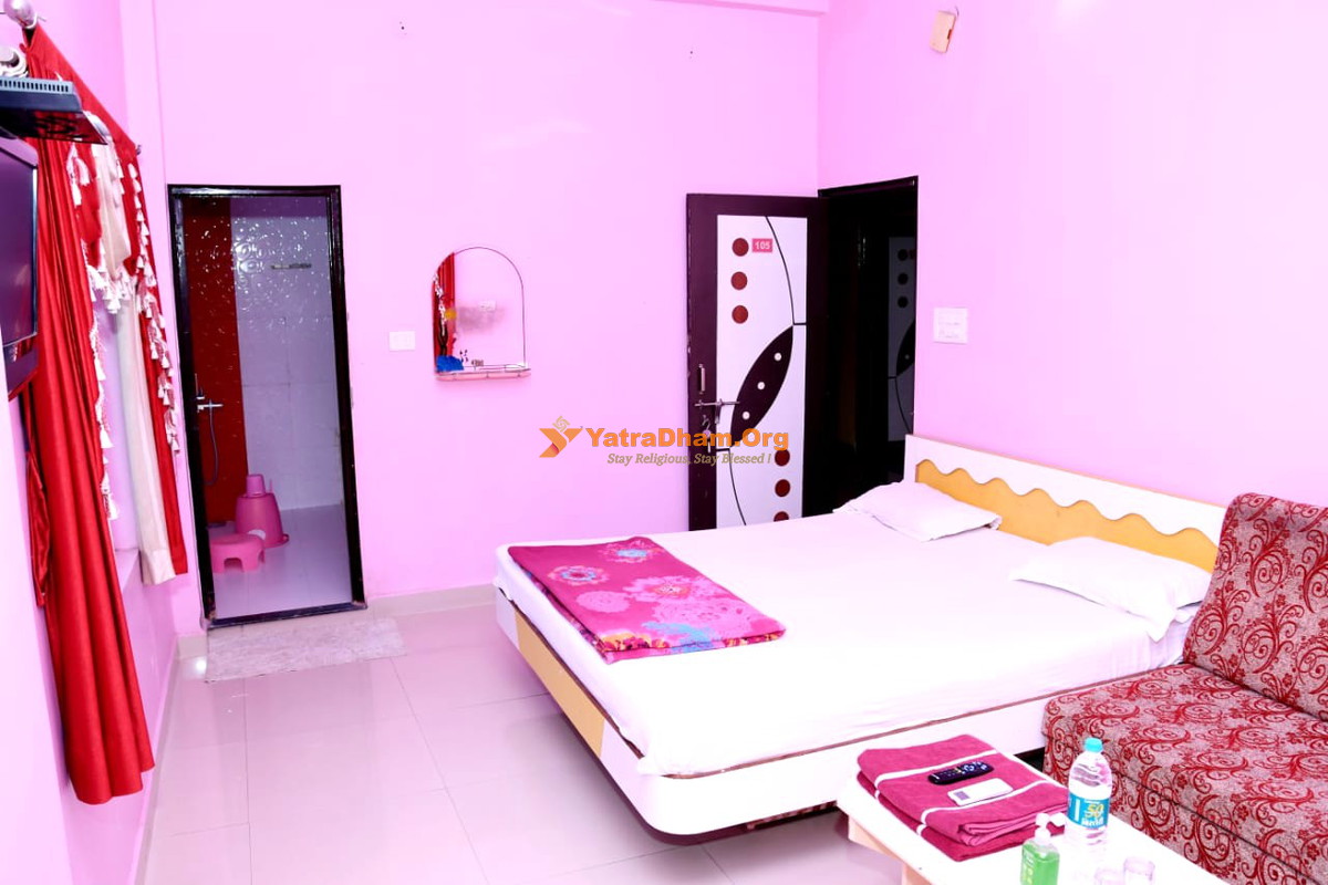 Omkareshwar Hotel Om Shiva 2 Bed Room