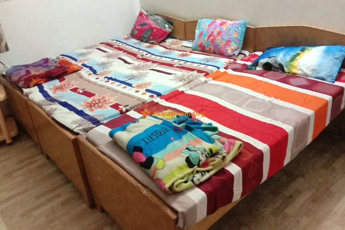 Mahawar Vaish Atithi Bhavan Mathura 3 Bed Room View