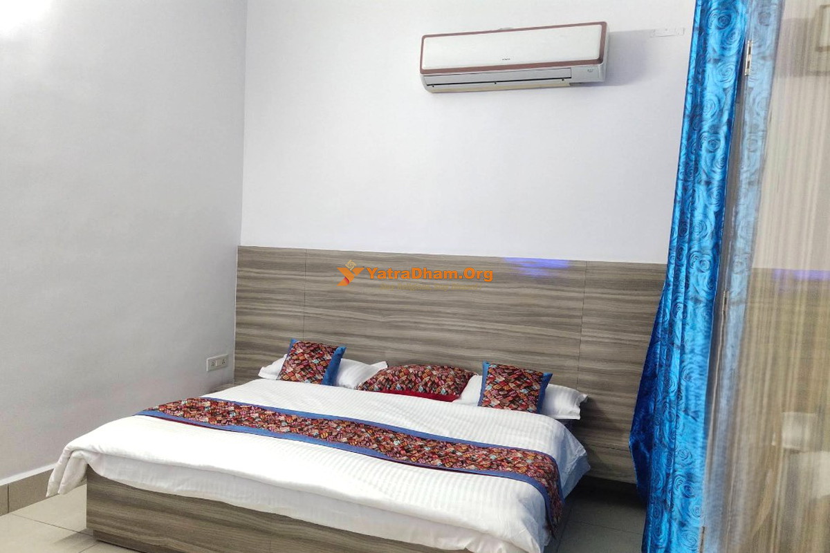 Hotel Gill Tower Hanumangarh Room