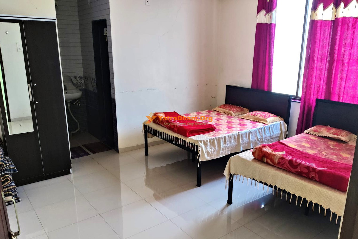 Yash Lodge Ozar (Pune) 4 Bed Room