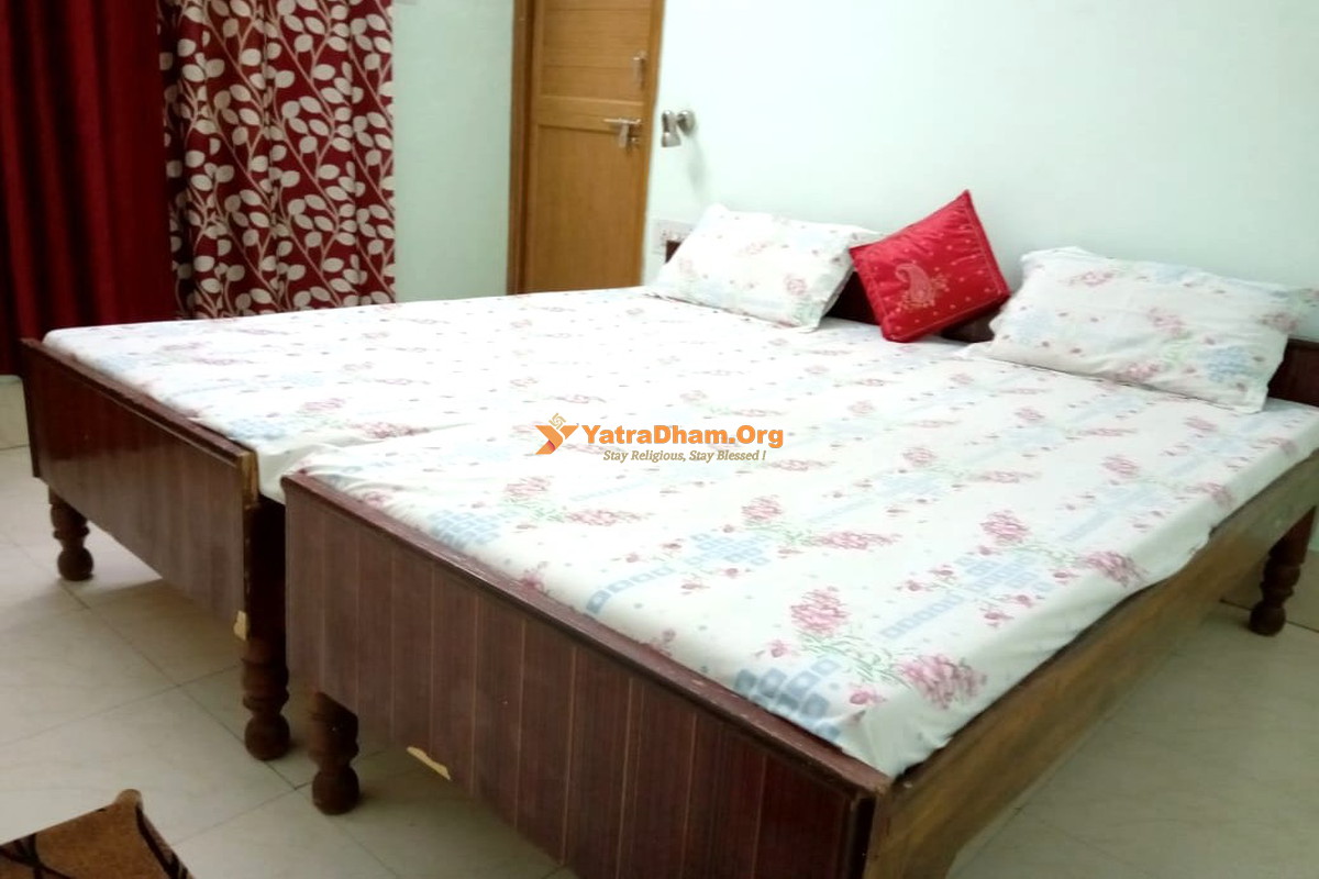 Bharatpur Kiran Guest House 2 Bed Room