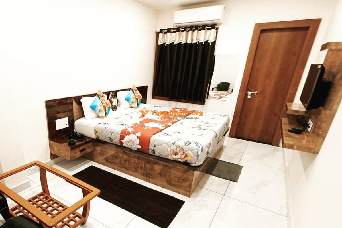 Maihar Hotel Royal Regency & Restaurant 2 Bed Room