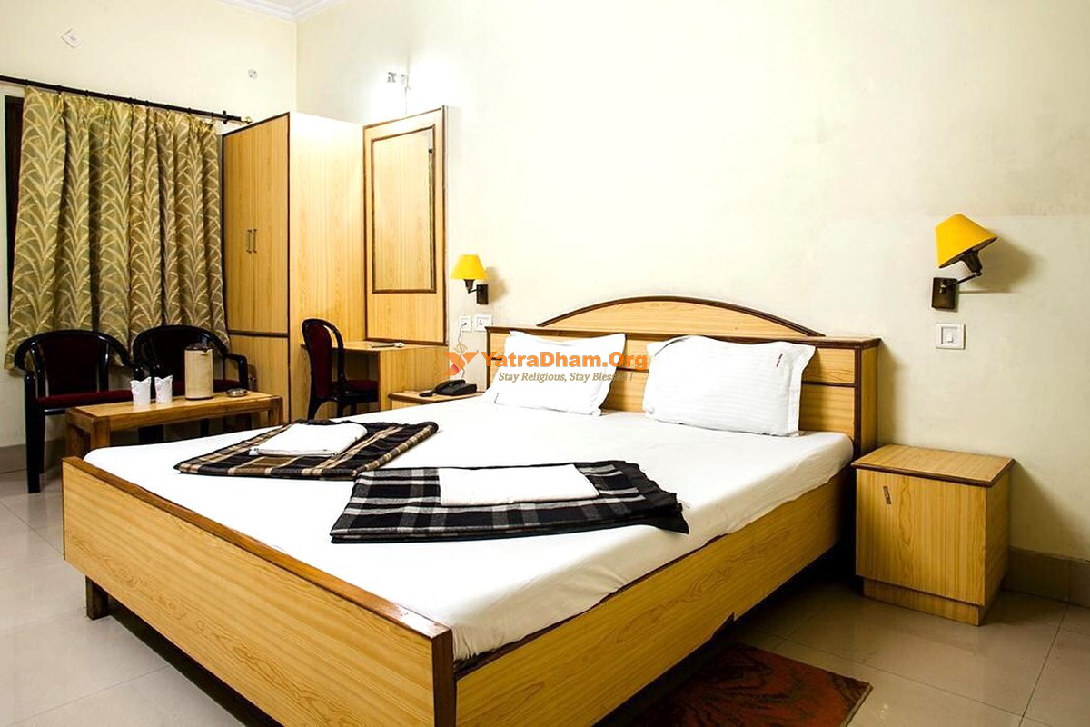 Hotel Kashi Prayagraj 2 Bed Room
