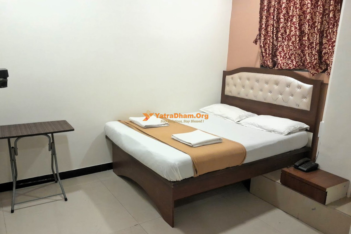Suraksha Lodging and Boarding Thane 2 Bed Room