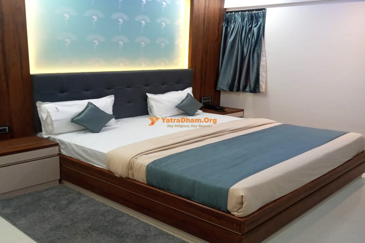 Hotel Ambience Inn Alandi 2 Bed Room View