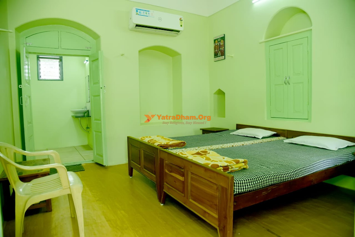 Bachcharaj Dharmshala 2 Bed Room