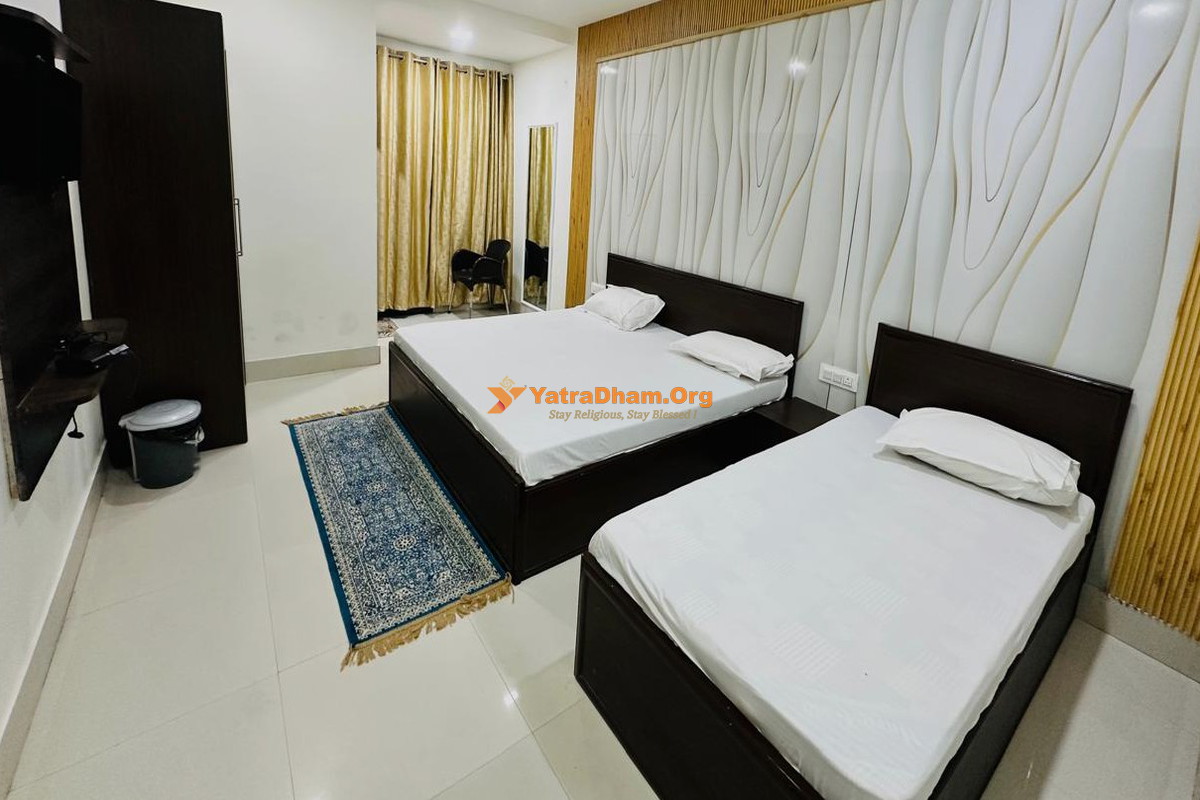 Lala Hari Chand Seva Sadan Khatu 3 Bed Room