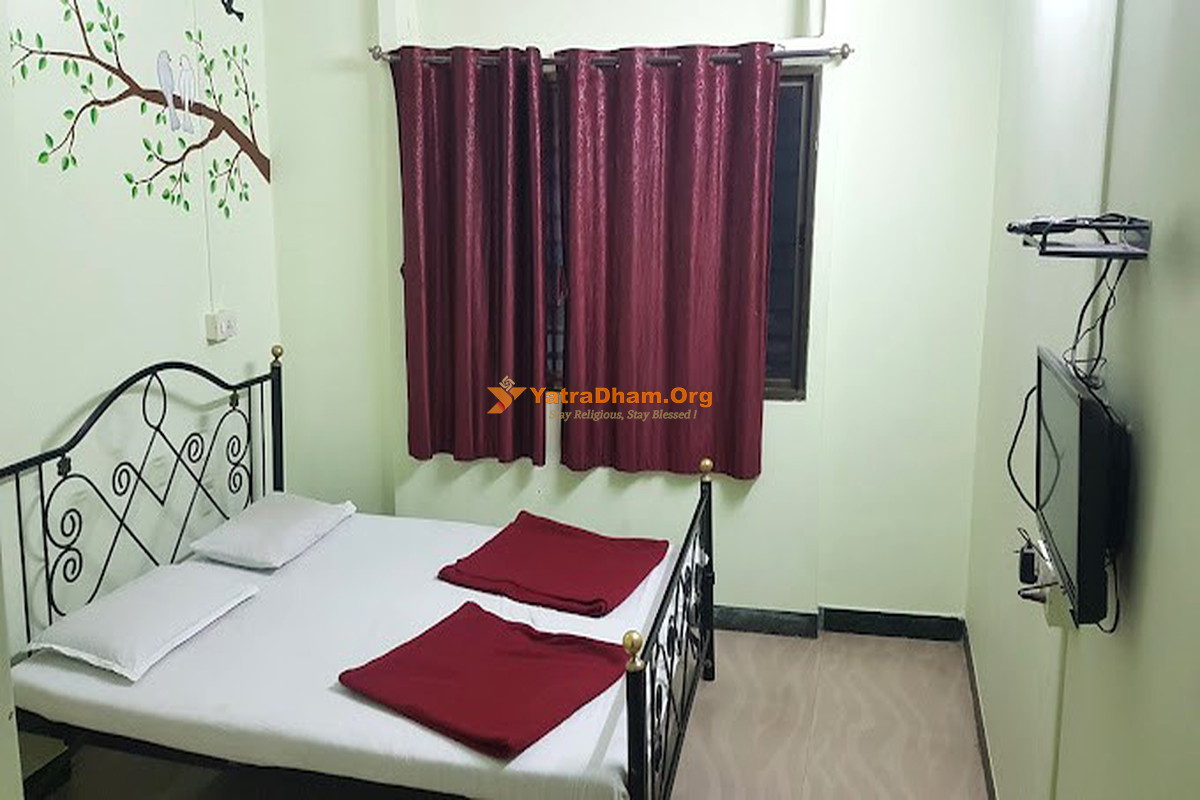 Kolhapur Shri Karveer Nivasini Sanskrutik Bhavan Yatri Nivas 2 Bed Room