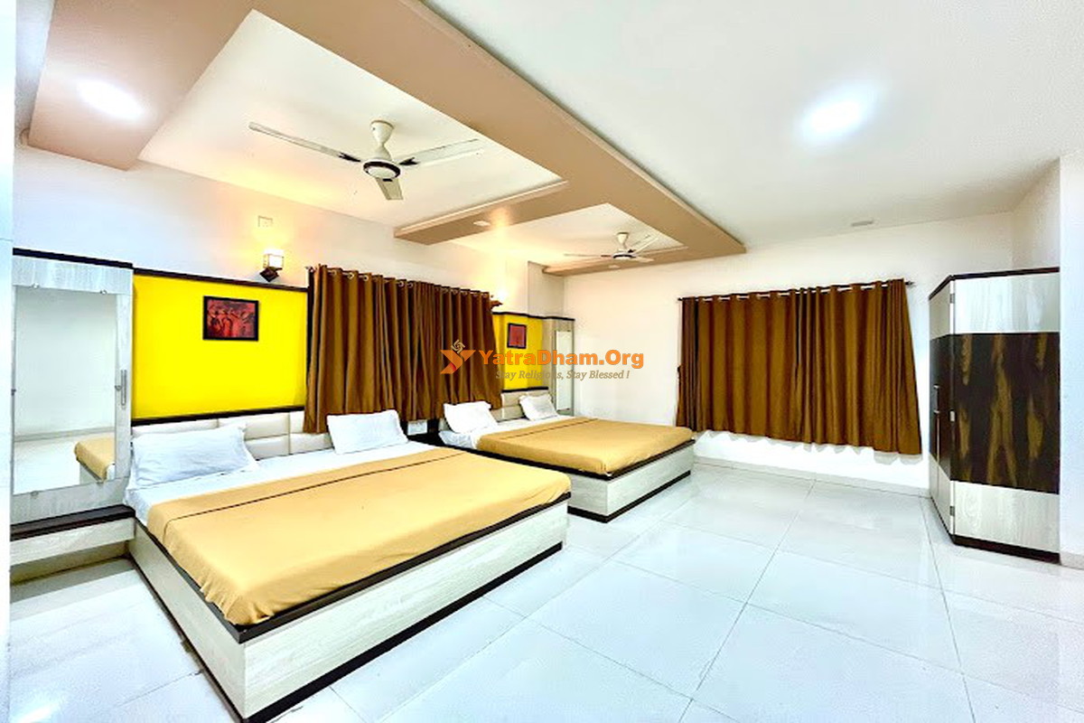 Hotel The Grape City Junnar 4 Bed Room