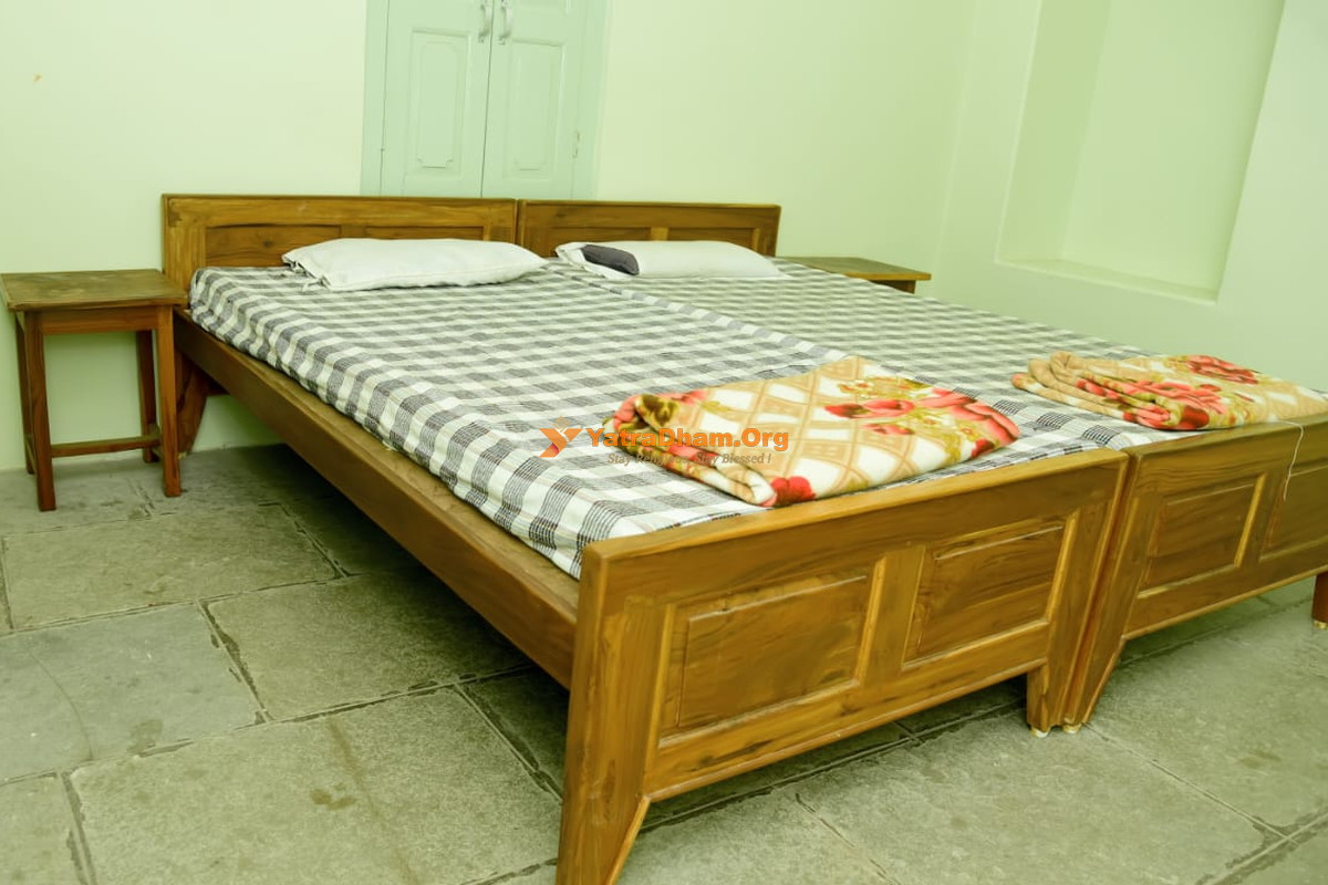 Bachcharaj Dharmshala 2 Bed Room