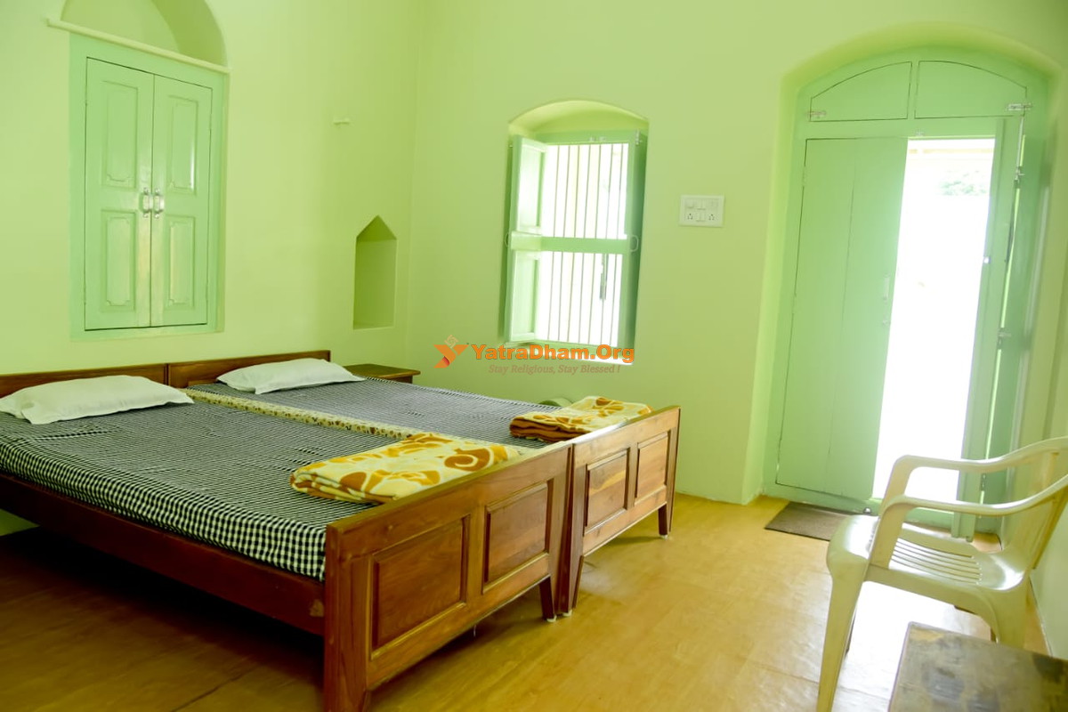 Bachcharaj Dharmshala 2 Bed Room