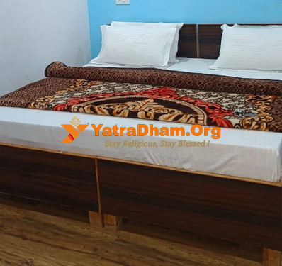 Hotel Shivganga Room