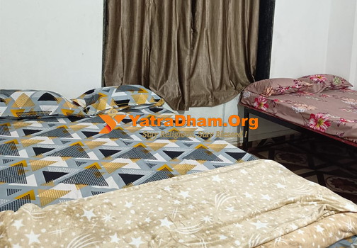 Ayodhya Yatri Niwas Adamapur