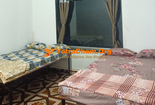 Ayodhya Yatri Niwas Adamapur