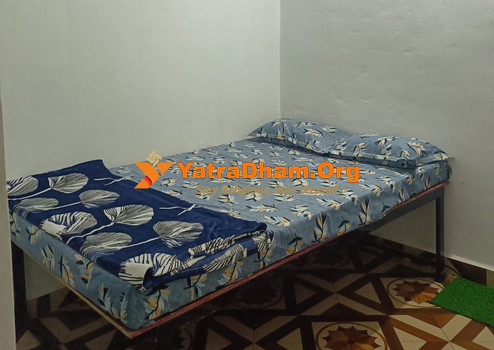 Ayodhya Yatri Niwas Adamapur