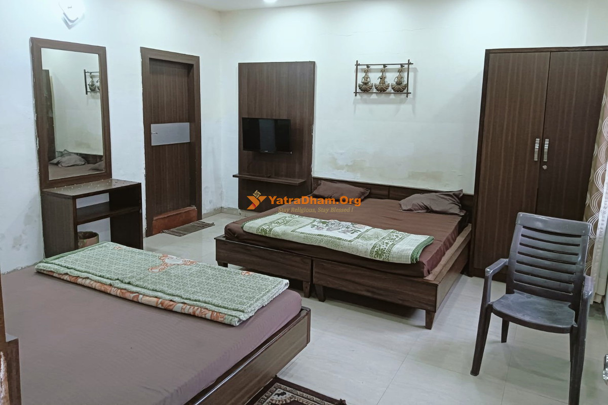 Shri Kashidham Atithi Bhawan Khatu 2 Bed Room
