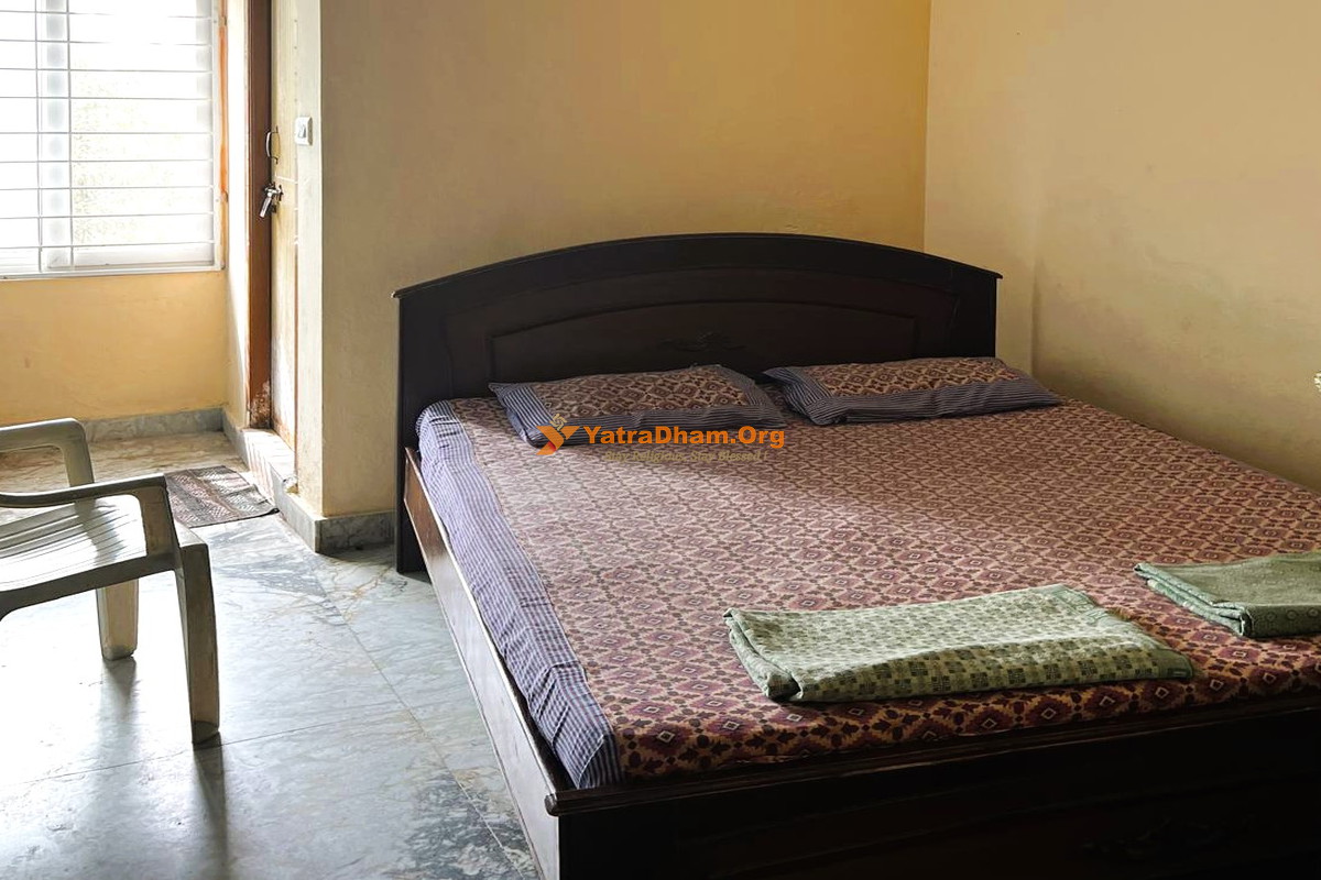 Arya Vysya Vasavi Nityannadana Satram Trust Chilkur 2 Bed Room