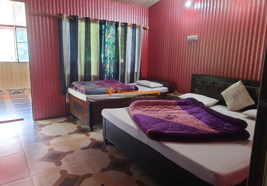 Hotel Trishul Holiday Resort Chopta Room