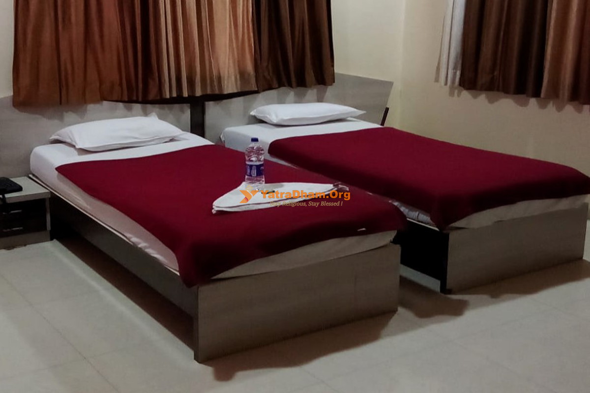 Jath Hotel Sanskruti 2 Bed Room