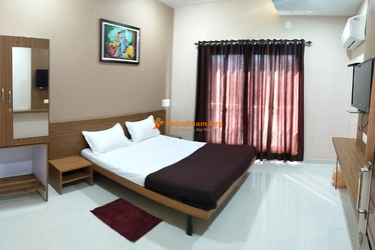 Lotus Yatrik Niwas Kolhapur 2 Bed Room View