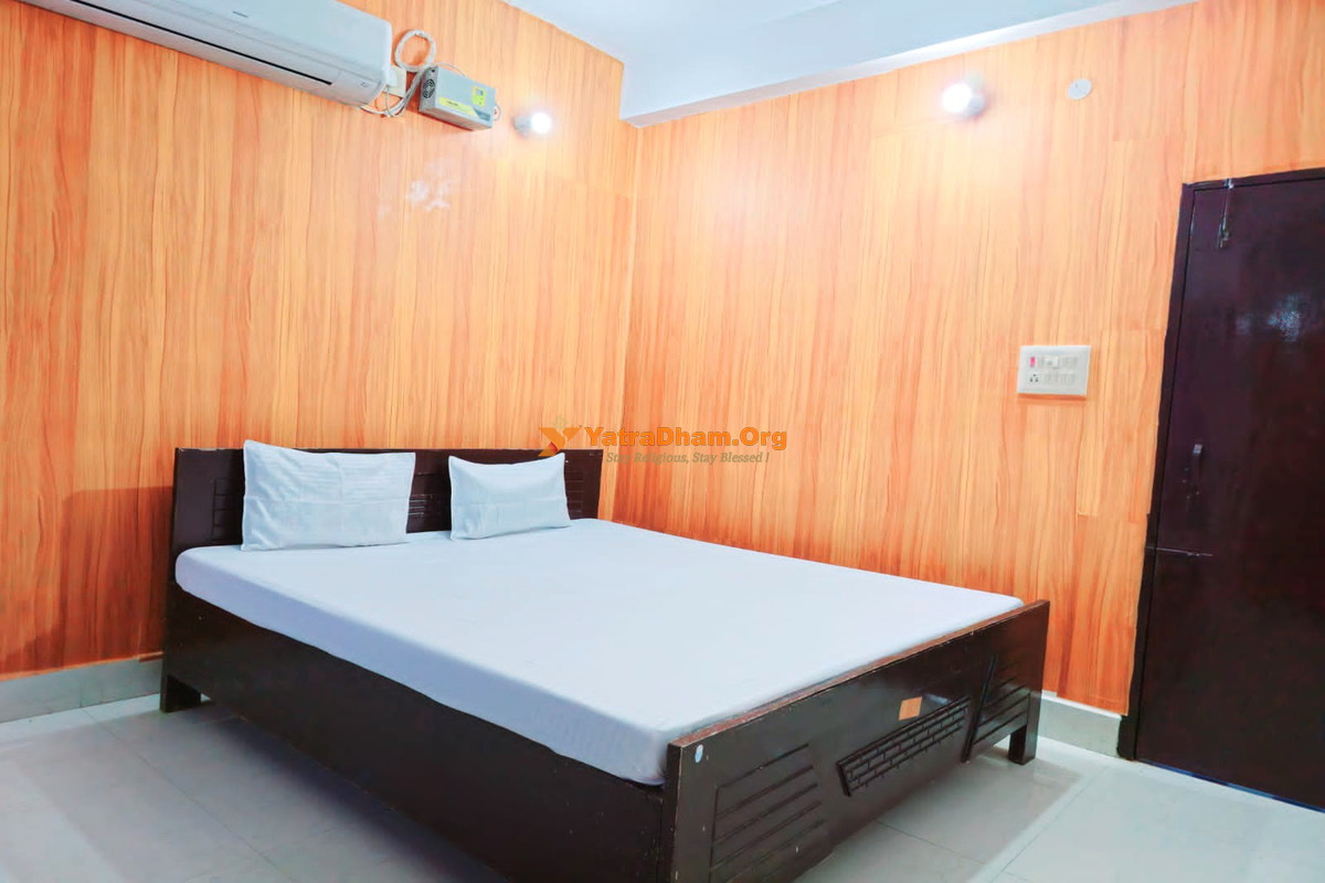 Guest House Nalanda Nalanda 2 Bed AC Room