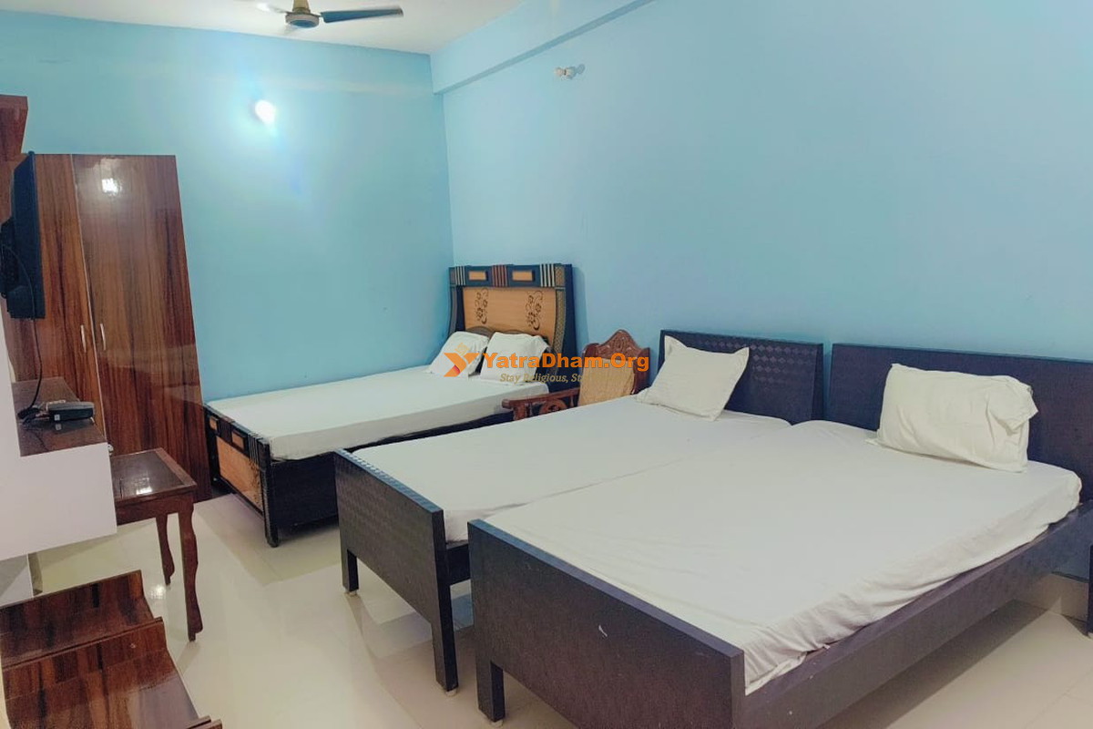 Guest House Nalanda Nalanda 4 Bed AC Room