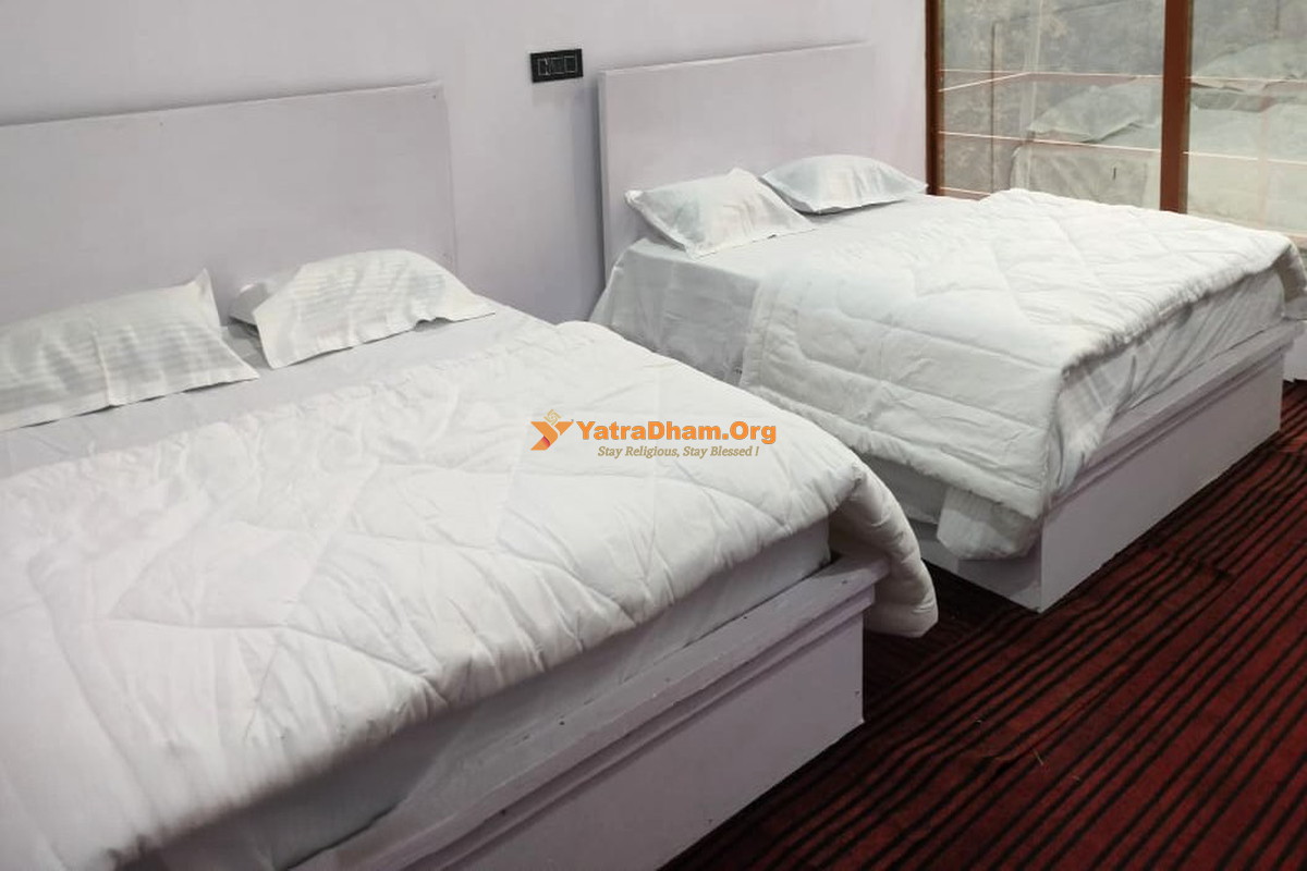 Kedar Hill Resort Sonprayag 4 Bed Room View