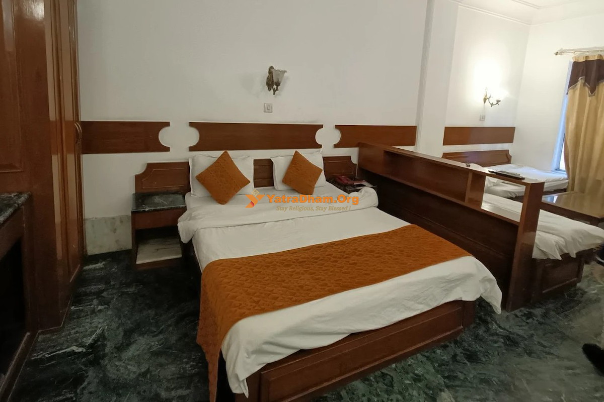Ananda Krishna Van Vrindavan 4 Bed Room